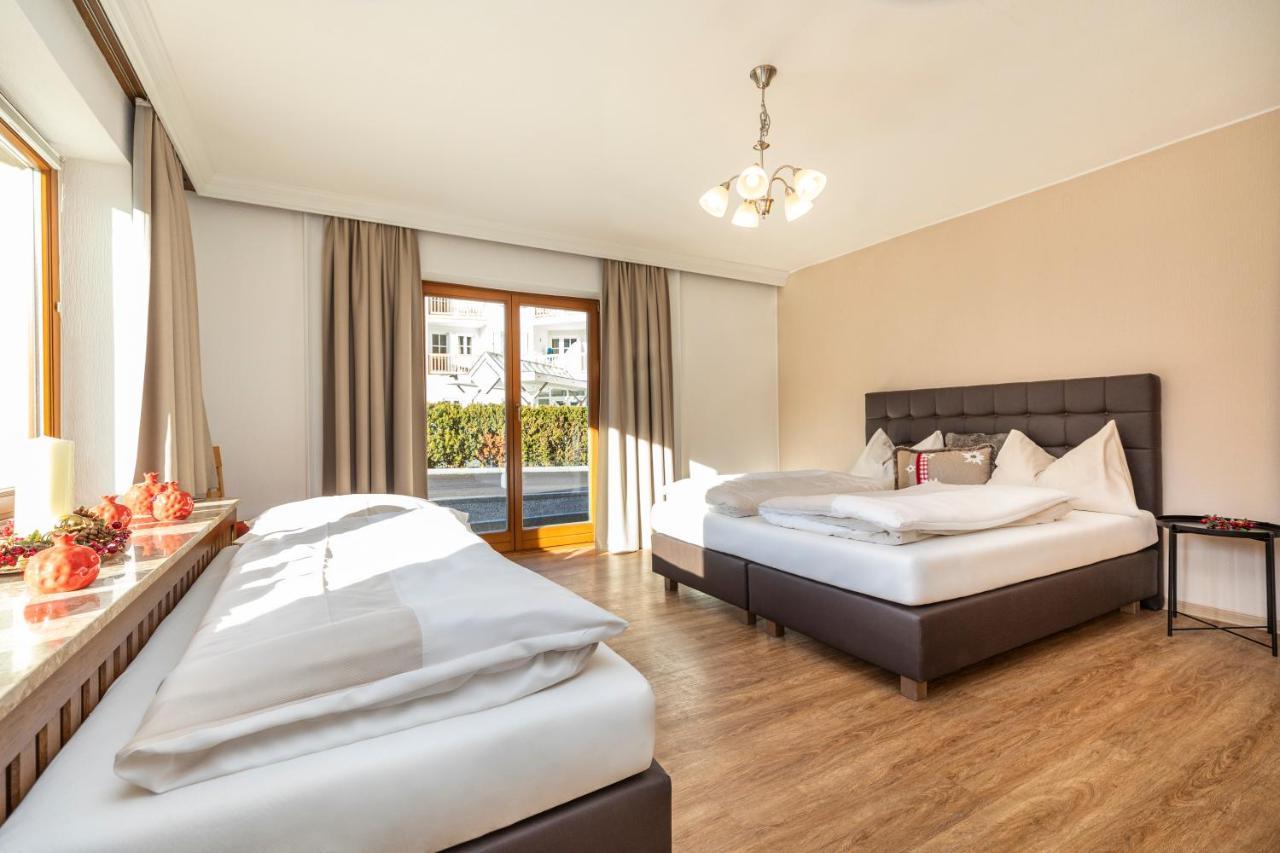 Herzerl-Chalet Appartements Флахау Экстерьер фото